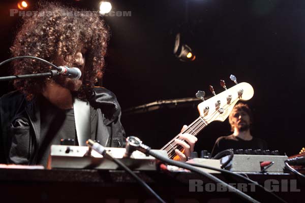 WOLFMOTHER - 2009-10-14 - PARIS - Trabendo - 